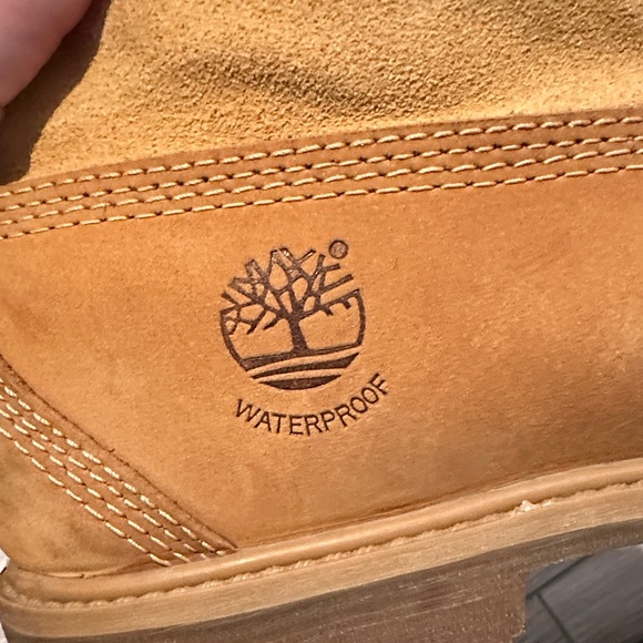 Women’s timberland Sherpa fold over boots - Picture 3 of 3